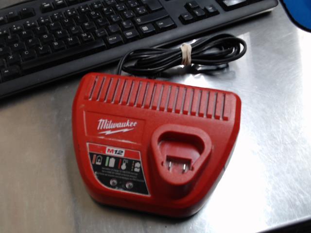 Chargeur m12