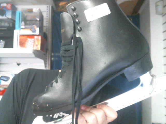 Patin artistique noir (10)