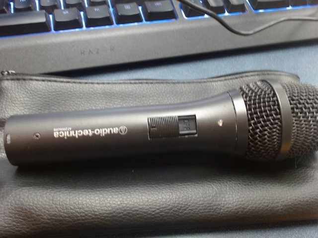 Mic audio technica with case