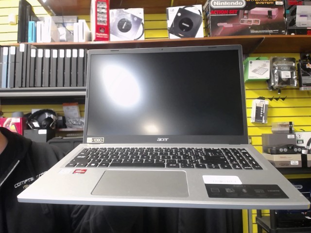 Athlon silver 7120u@3.5ghz 8go 256go ssd