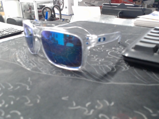 Lunettes oakley transparente