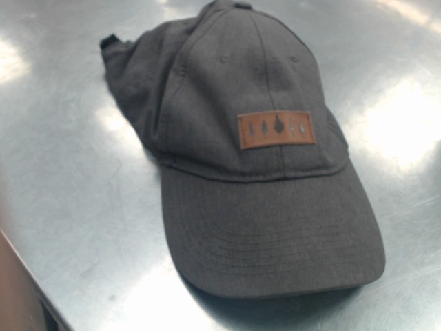 Casquette parc national du mont-tremblan