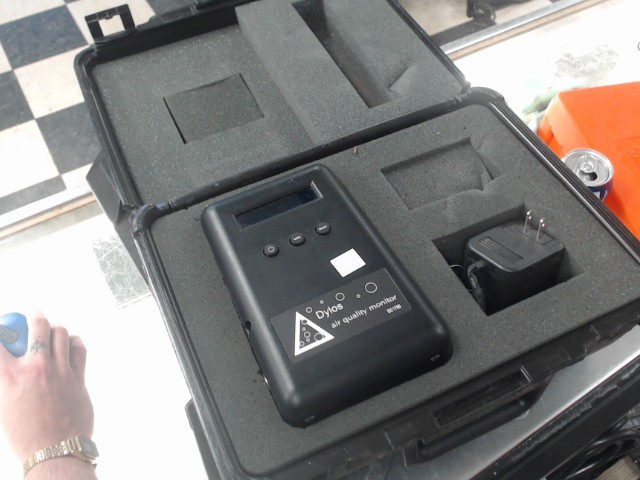 Laser particle counter