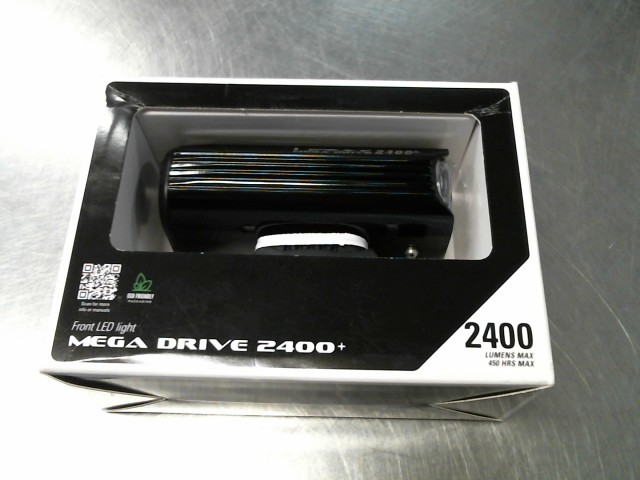 Lumiere pour velo 2400 lumen neuve