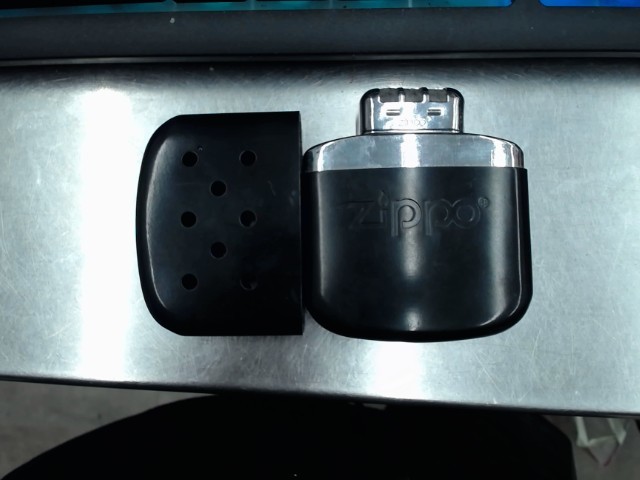 Zippo hand warmer noir avec pochette