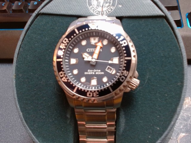 Citizen eco drive font bleu