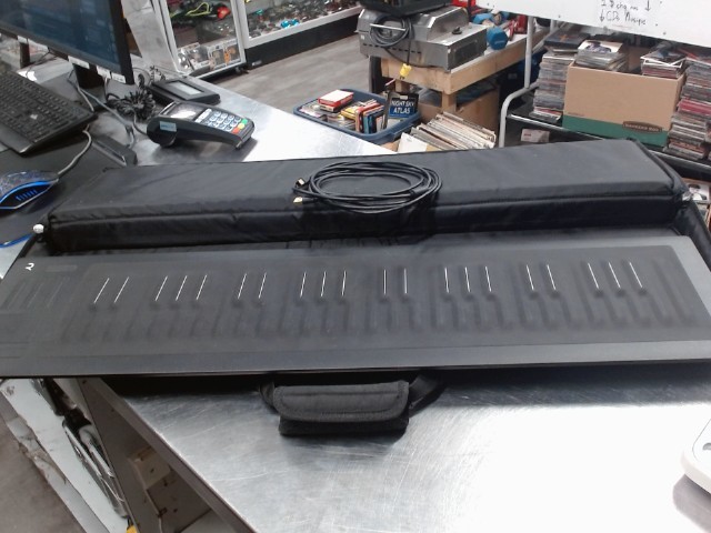 Seabord rise 49 midi synth