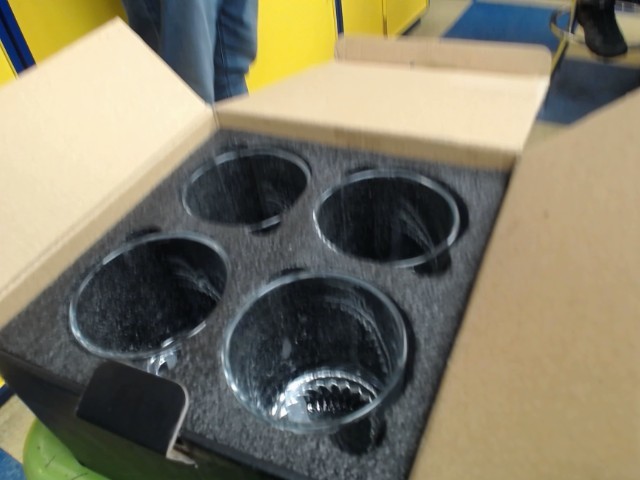 4 verre a wiskey en boite