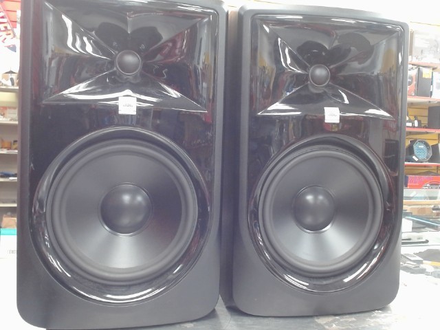 Speakeurs studio haut gamme condit bonne