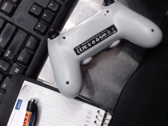 Manette ordinateur style ps4