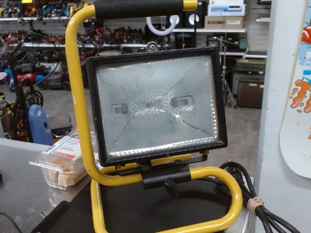 Lampe de construction manque ampoule