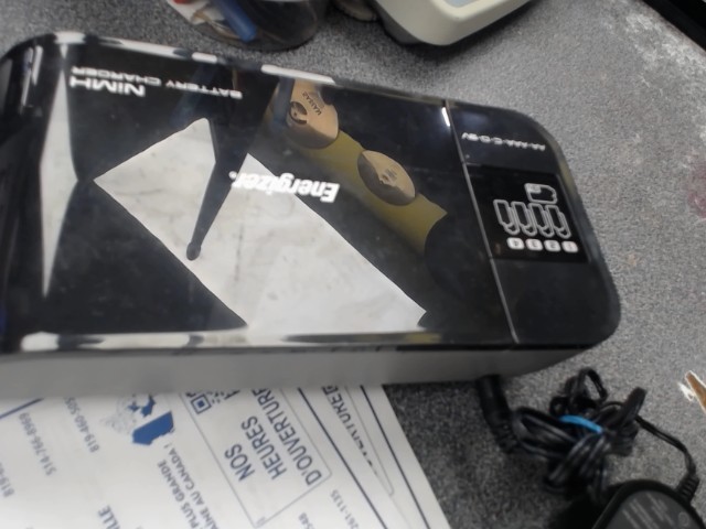 Chargeur de batterie avec fils