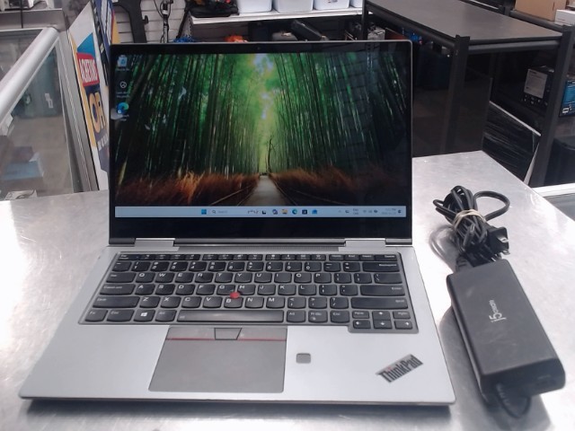 I5-8365u 1.6ghz/16goram/256ssd + ac