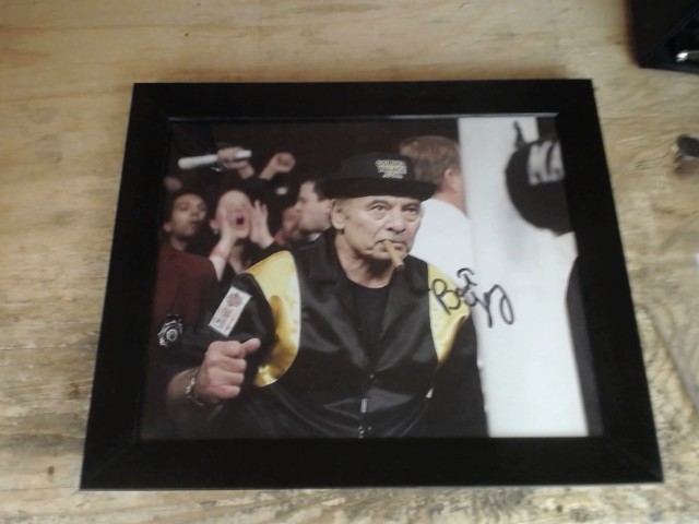 Photo signe burt young rocky