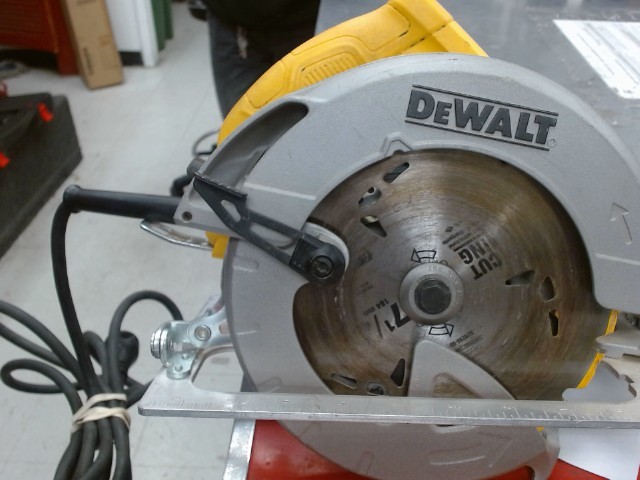 Scie circulaire a fil