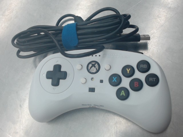 Manette fighting commander pro filaire