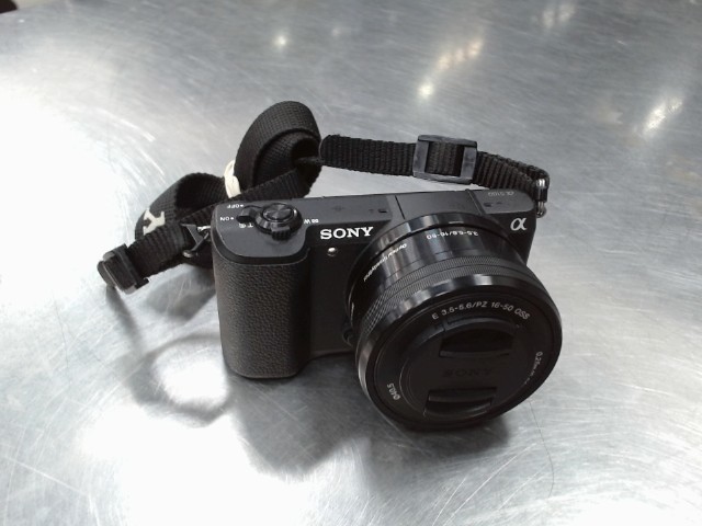 Camera sony + batt / no chg