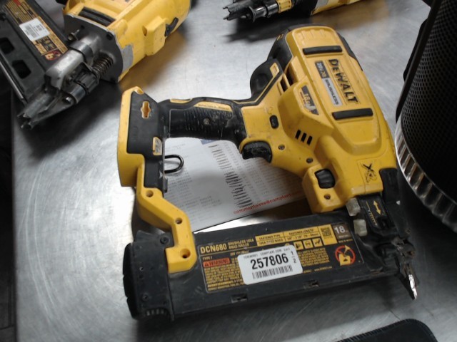 Clouseuse dewalt sans fil