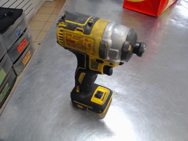 Impact dewalt no batt no charg