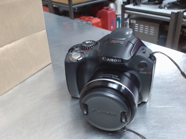 Appareil photo avec chargeur et file