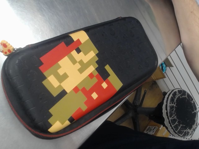 Caisse rigide mario bros pour switch