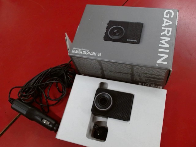 Dashcam garmin+acc+chargeur dans boite