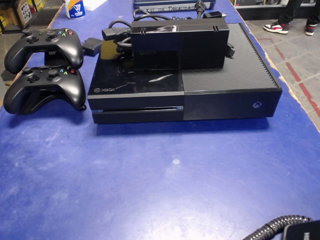 Console 500 gb + acc