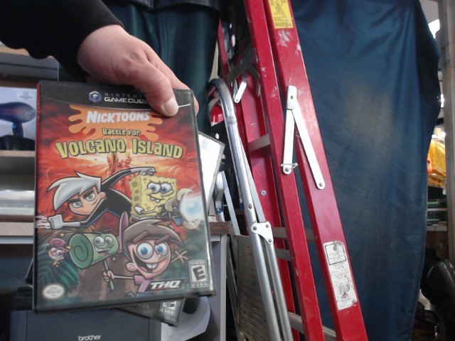 Battle for volcano island