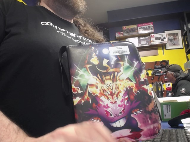 Cartable avec collection pokemon