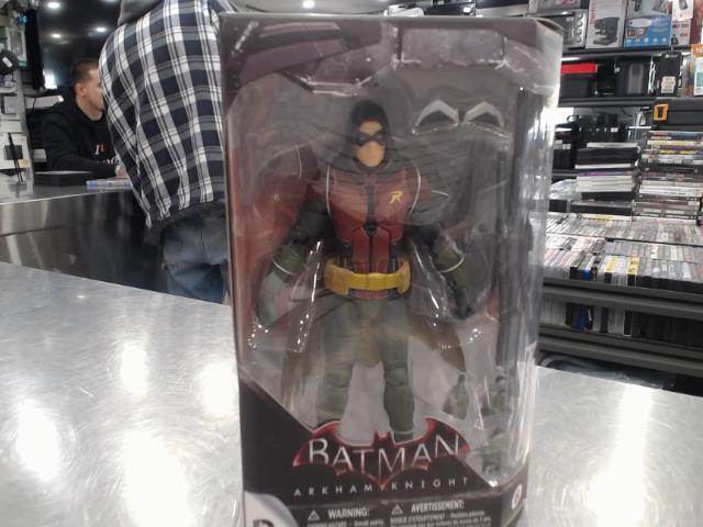 Robin figurines