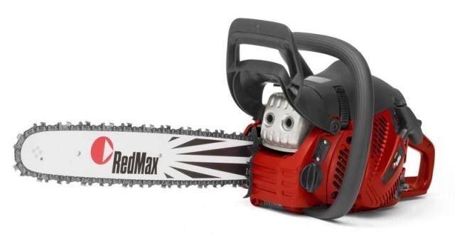 Chainsaw redmax rouge