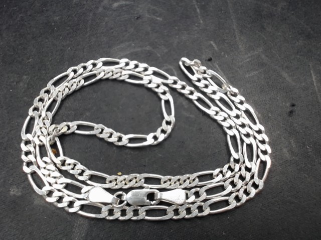 Chaine en argent bonne condition