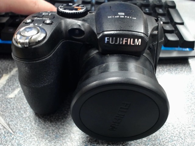 Camera a batt aa ****