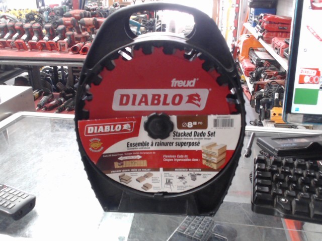 Lame a scie a onglet 8