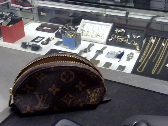 Trousse et portefeuille louis v.replica