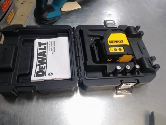 Laser dewalt ds case+suppport+batt neuve
