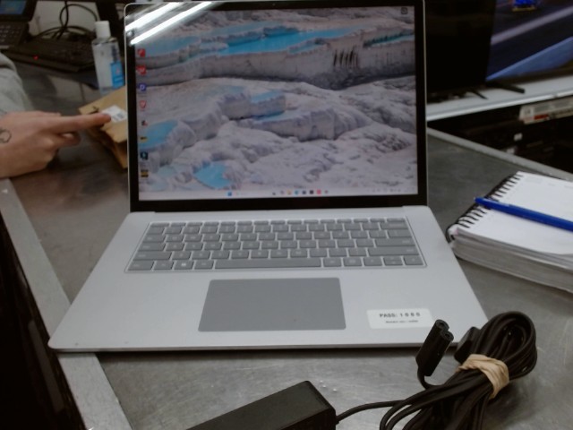 Surface 4 8gb ram amd ryzen 7 238gb ssd