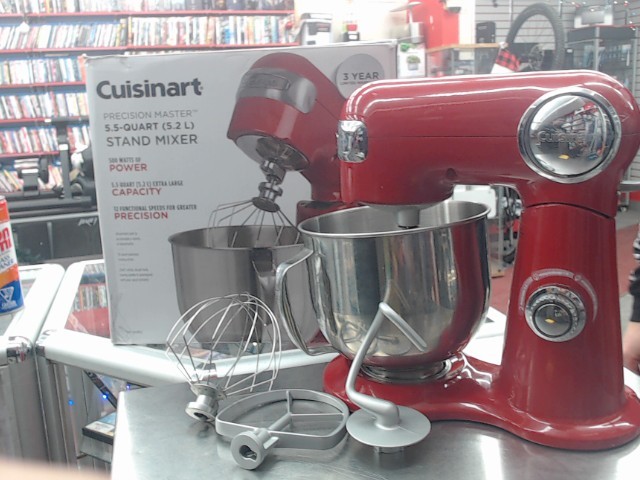 Stand mixer cuisinart dans la boite