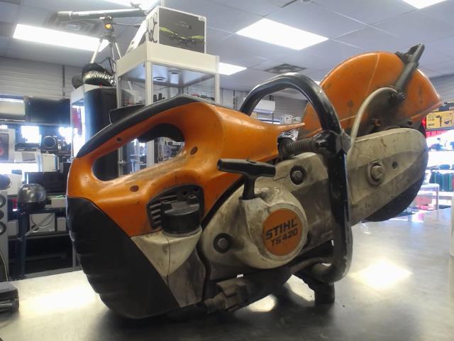 Scie a gaz stilth ts420