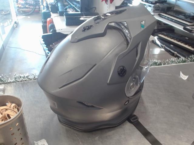 Casque de moto neige comme new