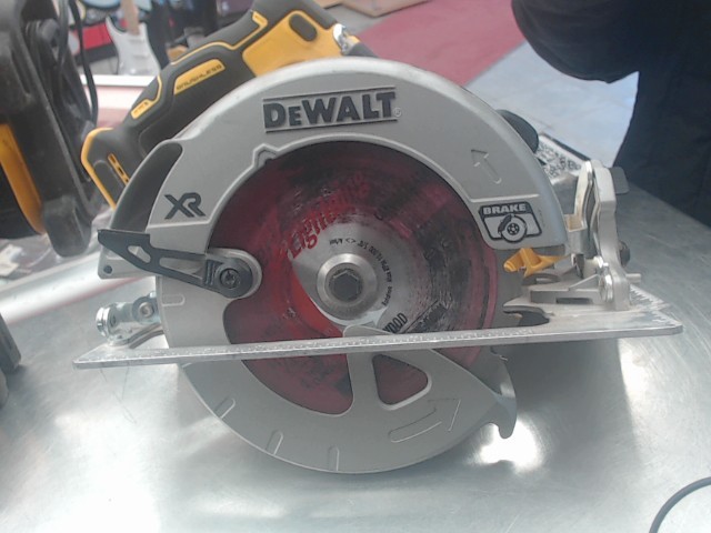 Scie circulaire sans fil