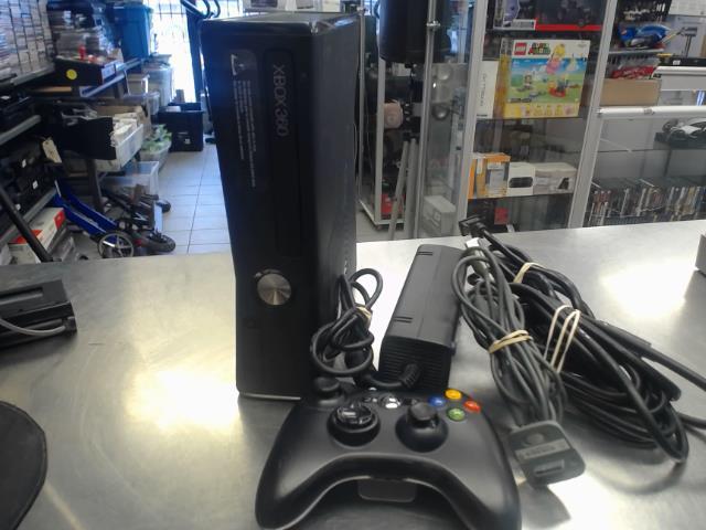 Console xbox 360 avec manette fil