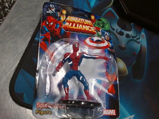 Figurine spider-man marvel
