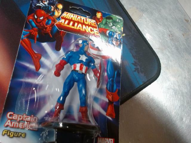 Figurine captain america marvel
