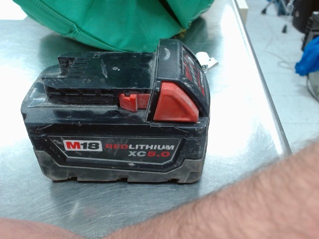 Batt wilwaukee m18 5 ah