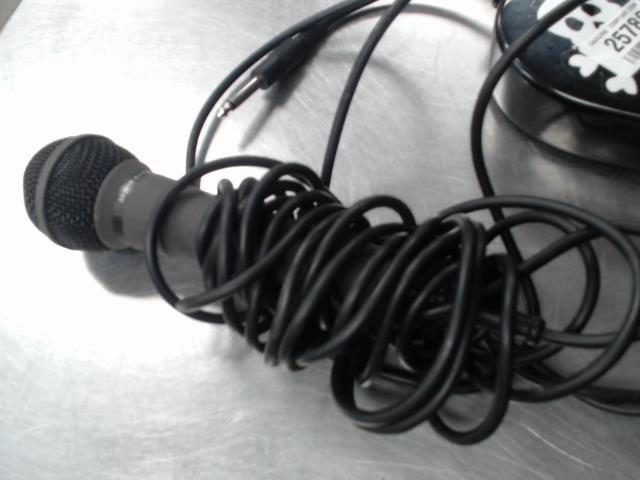 Micro gris avec fils