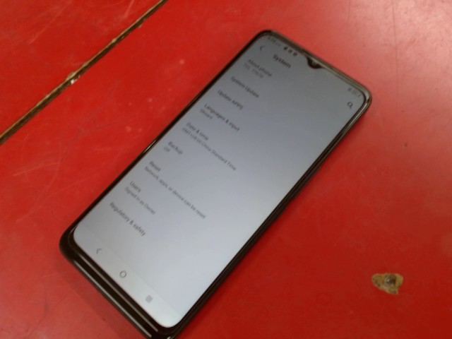 Cell android tcl 30xe