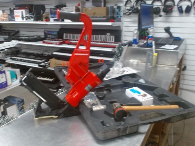 Floor naigling king canada