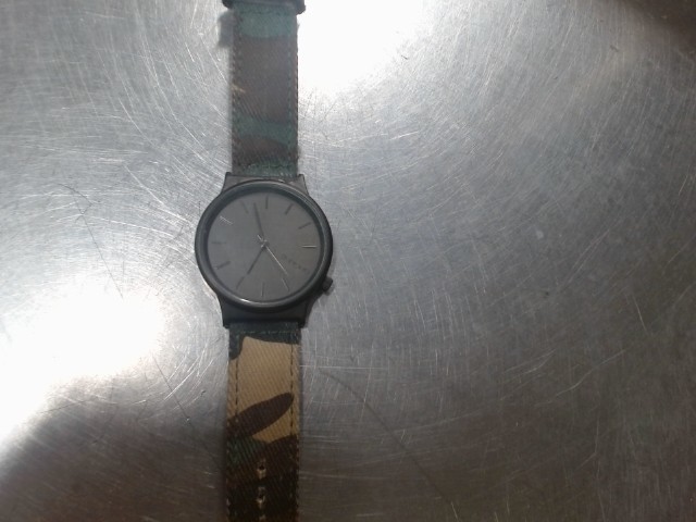 Komono watch