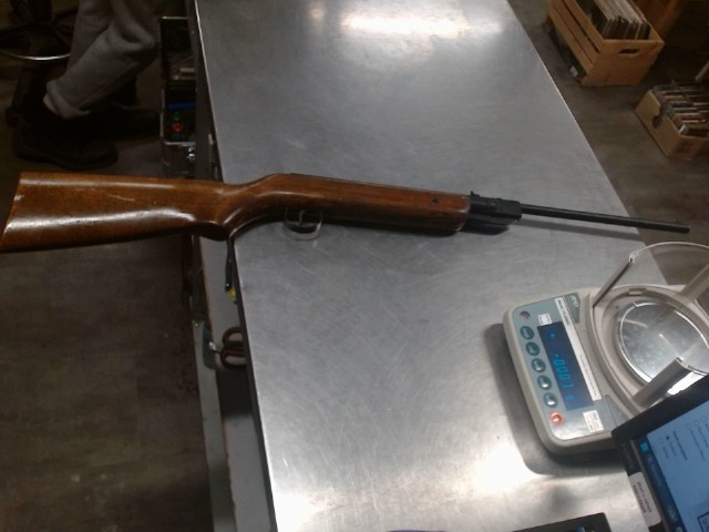 Hungarian made air rifle